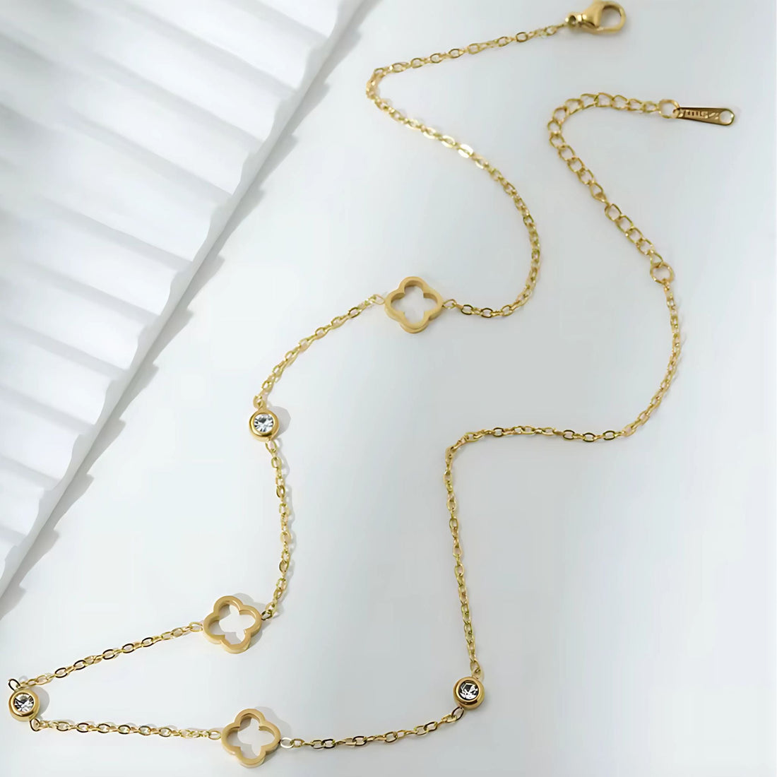 Minimalistische Gold- und Silberringe als Geschenkidee unter 50 Euro